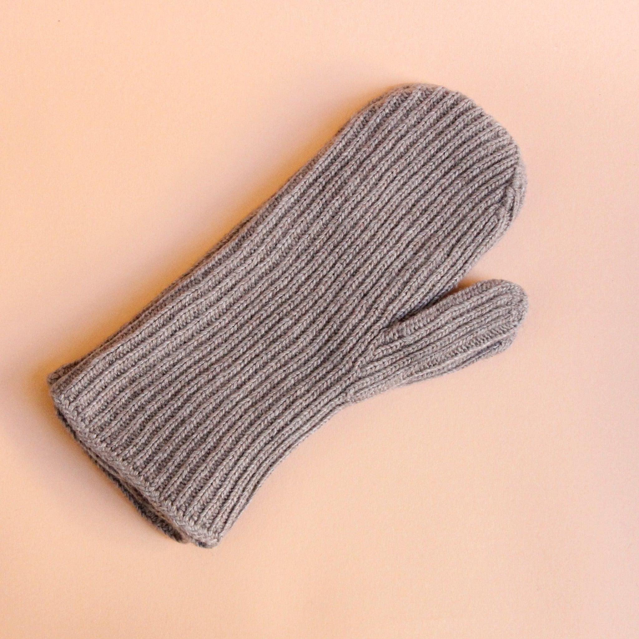liewood handschuhe Liewood Teddy-Handschuhe/Fäustlinge "Coy Pile Golden Caramel" – Bazaar Noir